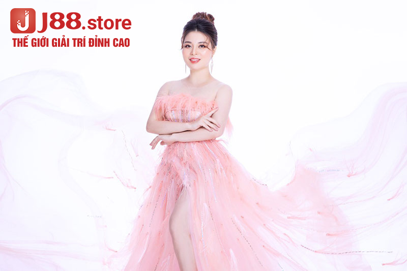 CEO Đinh Thị Kiều Ngân - Vị Lãnh Đạo Quyền Lực Của Nhà Cái J88